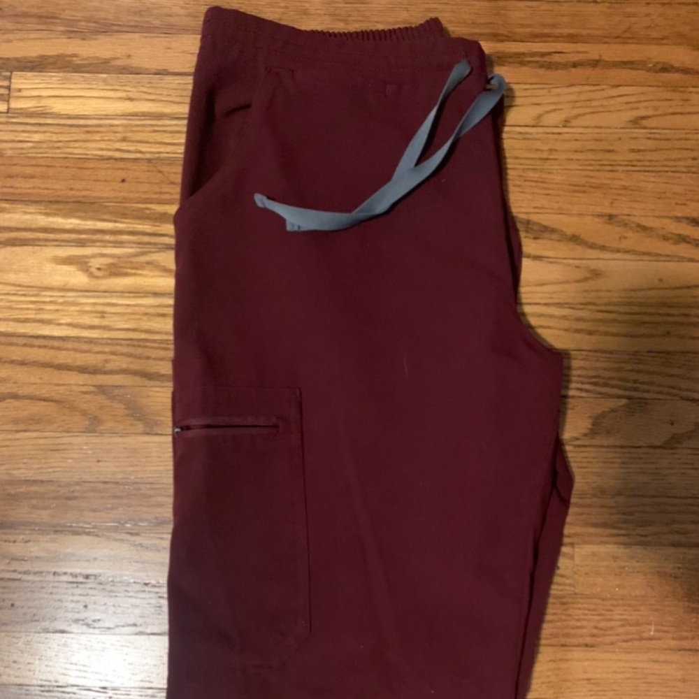 Figs Burgundy Yola Scrub Pants Medium